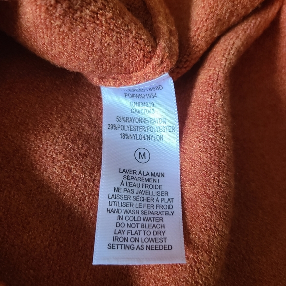 Cyrus Women's Burnt Orange Ribbed Long Sleeves Cowl Neck Pullover Knit Sweater - Picture 10 of 12